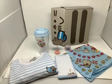 Pusheen Summer 2019 Box Size X-small Shirt, Flask, Note Pad, Bandann, Salad, Pic