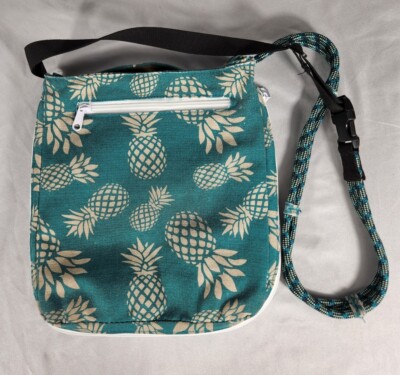 Kavu Keepalong Rope Crossbody Bag Purse, Pineapple Print  display picture 3