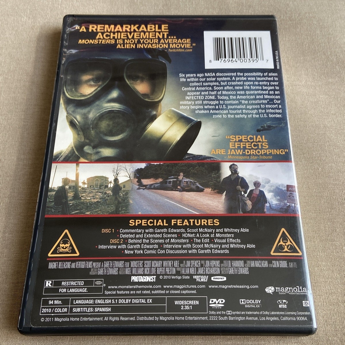 Monsters (DVD 2010 2-Disc Special Edt) Sci-Fi Romance Scoot
