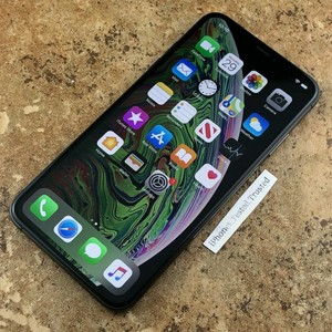 Mint Condition Apple Iphone Xs Max Unlocked 64gb Space Gray