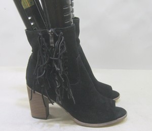 mia black boots