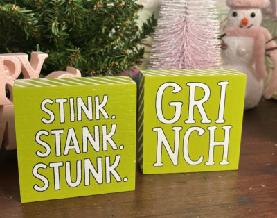 2pc Mr. Grinch Stink, Stank, Stunk & GRINCH Christmas Decorative Blocks U42a