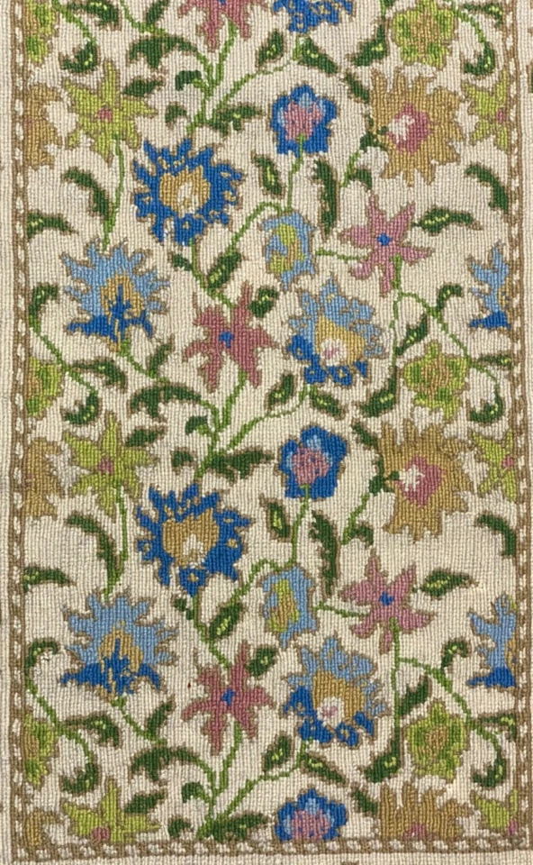 Bordado isla griega, principios del siglo XX, 2 pies x 4 pies.; Floral  Foto 2 de 4