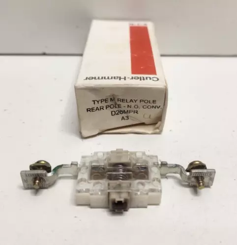 NEW OLD STOCK! CUTLER-HAMMER 10A 600V N.O. AUX RELAY LATCH ATTACHMENT D26MPR