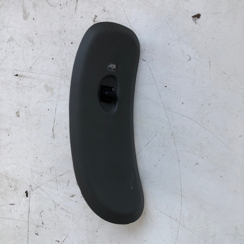 Interruttore alzacristalli porta ant. CHRYSLER VOYAGER/GRAND VOYAGER