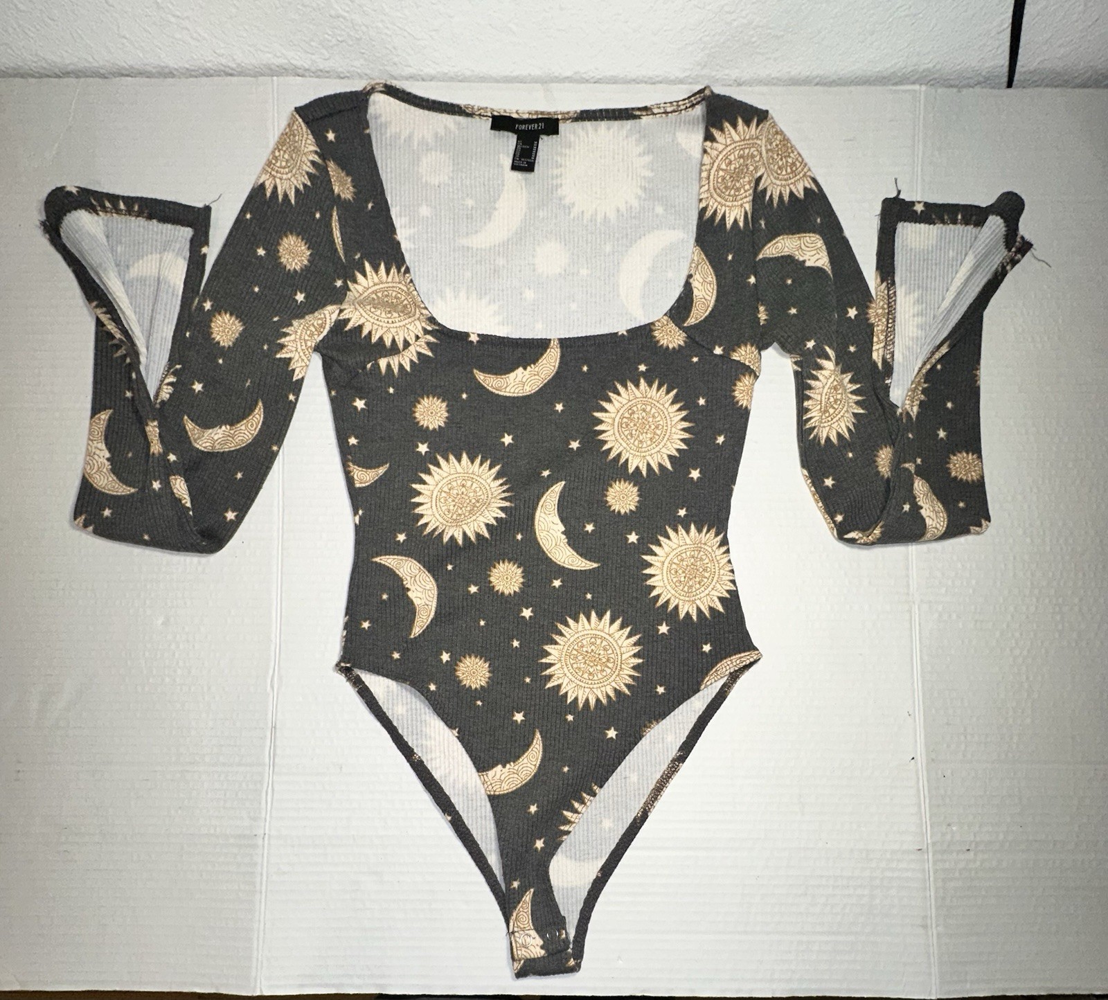 Picture 4 of 10