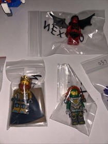 LEGO Nexo Knights Jestro&rsquo;s Evil Mobile Set 70316 & Moltor&rsquo;s Lava Smasher 70313