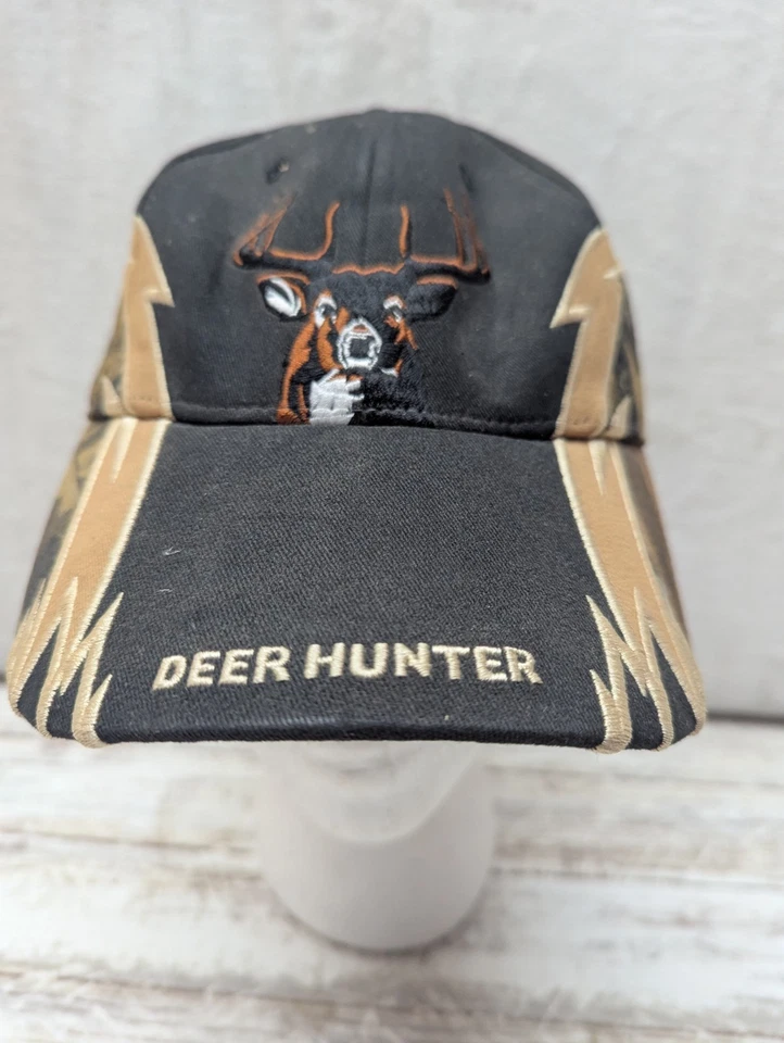 Gorra Buck Wear Deer Hunter Dominate the Woods Caza Correa Foto 3 de 4