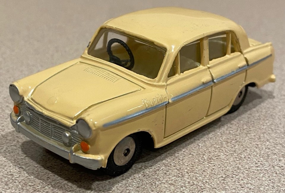 Vintage 1960's Asahi ATC Model Pet #17 Datsun Bluebird - Near Mint with ...