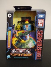 Transformers  Legacy United Deluxe Class Autobot Cosmos MISB