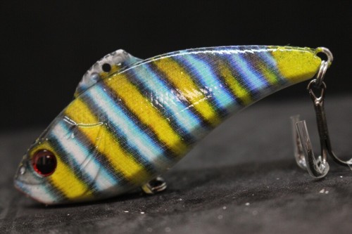 Lipless Fishing Lure wLure 2/3 oz Lifelike Sinking For Bass fishing HL773 - Picture 33 of 68