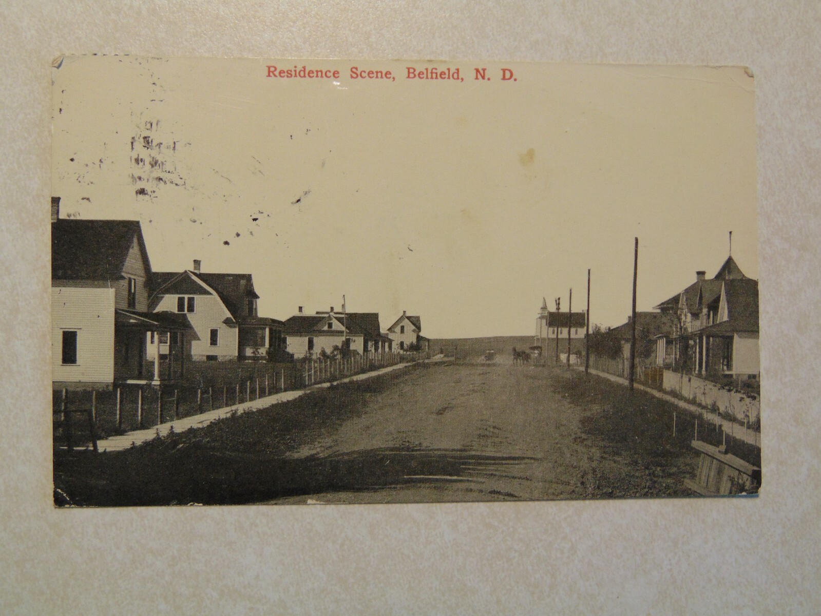 A1341 Postcard ND North Dakota Residence Scene Belfield street scene