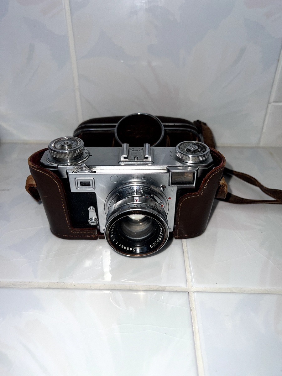 Zeiss Ikon Contax IIa Film Camera [Sonnar Zeiss 50mm f/1.5
