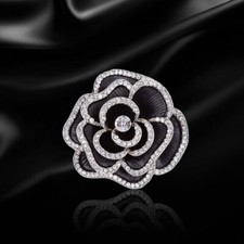 Fashion Design Rhinestone Flower Rose Brooches Full Crystal Camellia Woman Pin
