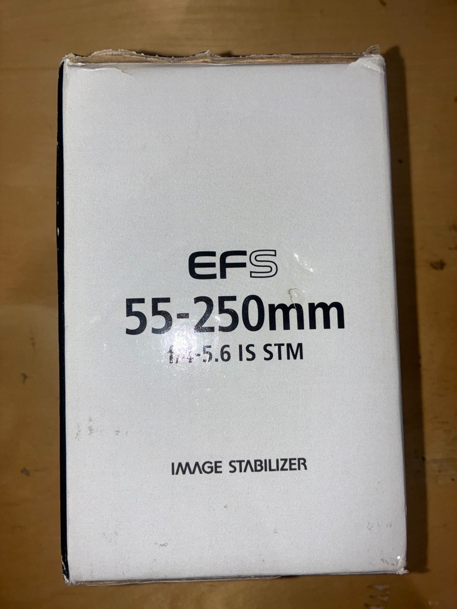 ■ほぼ新品■Canon EF-S 55-250mm F4-5.6 IS STM Amazon.com : Canon EF-S 55-250mm F4-5.6 is STM Telephoto Lens