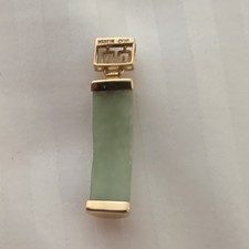 14K Yellow Gold Green Jade Rectangle Charm Pe...