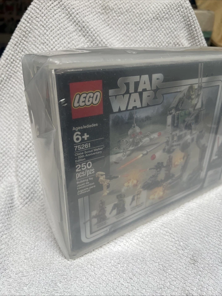 Graded Lego STAR WARS 75261 Walker 20th Ann Darth Vader New in Box See Pictures - Image 4 of 4