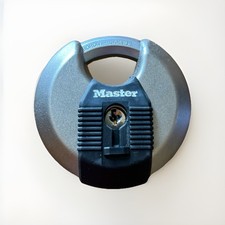 Master Lock Magnum Heavy Duty Stainless Steel Discus Padlock with Key