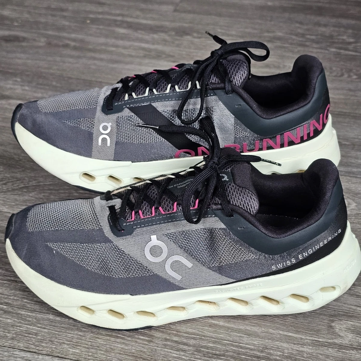 On Running Cloudsurfer Mens\'s Running Shoes in Pink and Black a650c4ab44710cf7f569ff6506b71d  main image 2