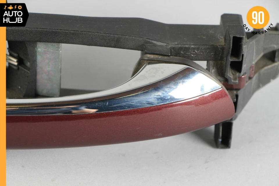 Оригинальная задняя правая ручка внешней двери для Mercedes W211 E350 E320 E500 03–09 годов выпуска красная - Изображение 3 из 4