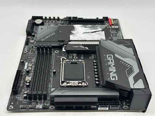 GIGABYTE Z790 GAMING X AX LGA 1700 Intel ATX Motherboard READ/FOR PARTS - Afbeelding 4 van 9