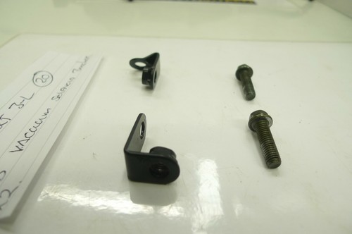 Direct Bikes LJ50QT -3L VERGASER UNTERDRUCK MAGNETHALTERUNGEN x 2 (67-A)