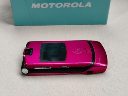 Working Motorola RAZR V3 Pink UNLOCKED GSM Bluetooth MP4 video Flip Mobile Phone - Picture 6 of 7