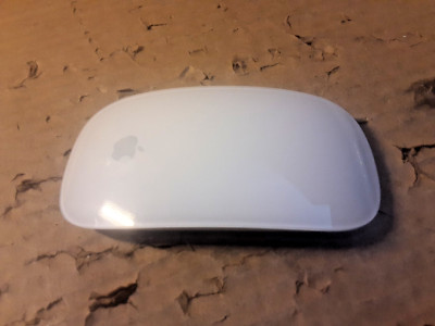 Apple A1296 V1 Magic Wireless Bluetooth Maus Weiß