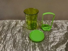 New Beautiful Tupperware Table Collection Mini Pick-a-Deli 2 cups Green Color