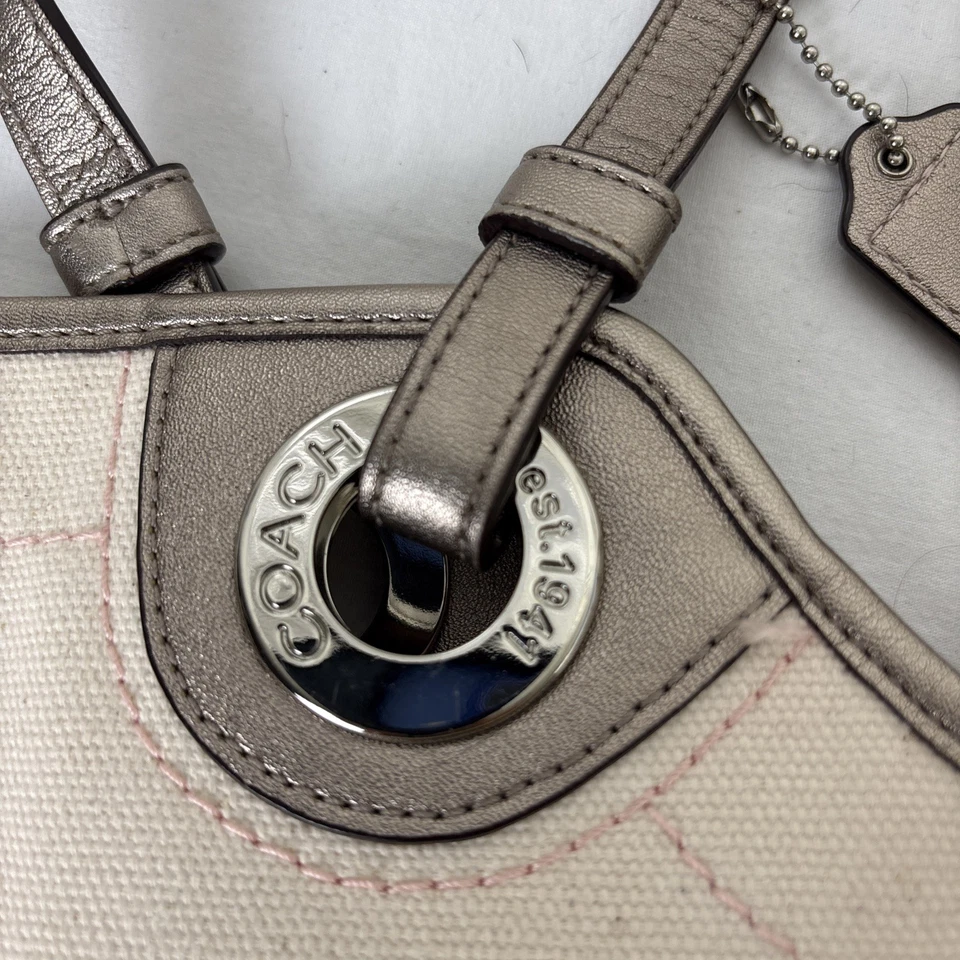 Coach Seashell Beach Graphic Embroidered Canvas Tote Bag F19273 Retired - Image 4 of 4