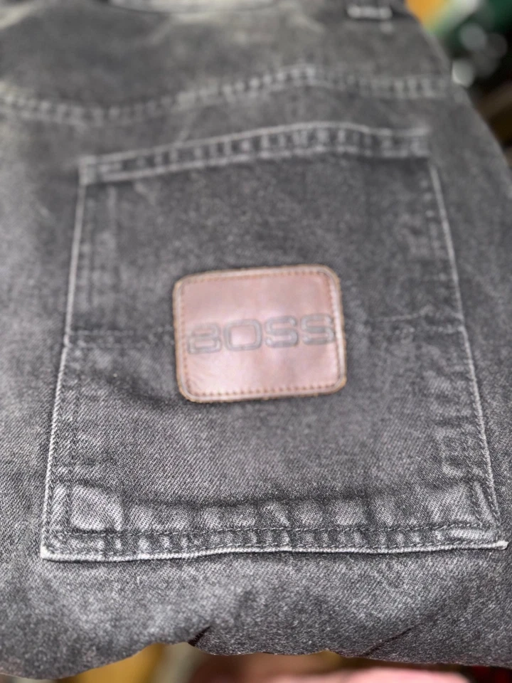 Jeans Boss Para Hombre De Colección Años 90 Deletrear Sueltos Hip Hop Etiqueta Negra Talla 40x32 Raro Foto 2 de 4