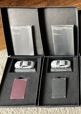 Porsche Design Feuerzeug mit Miniatur 911 er, in 2 Farben vorhanden, Einzeln!