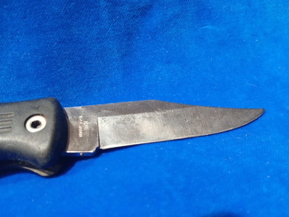 Cuchillo Kershaw KAI 1044 Lil Hoss con mango de goma negro Japón Foto 3 de 4