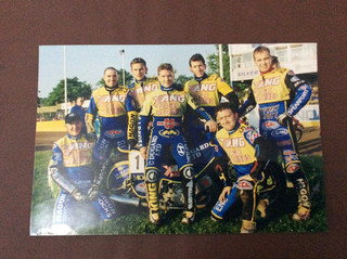 1990's EASTBOURNE EAGLES SPEEDWAY TEAM PHOTO 6 x 4 ( GOOD CONDITION )
