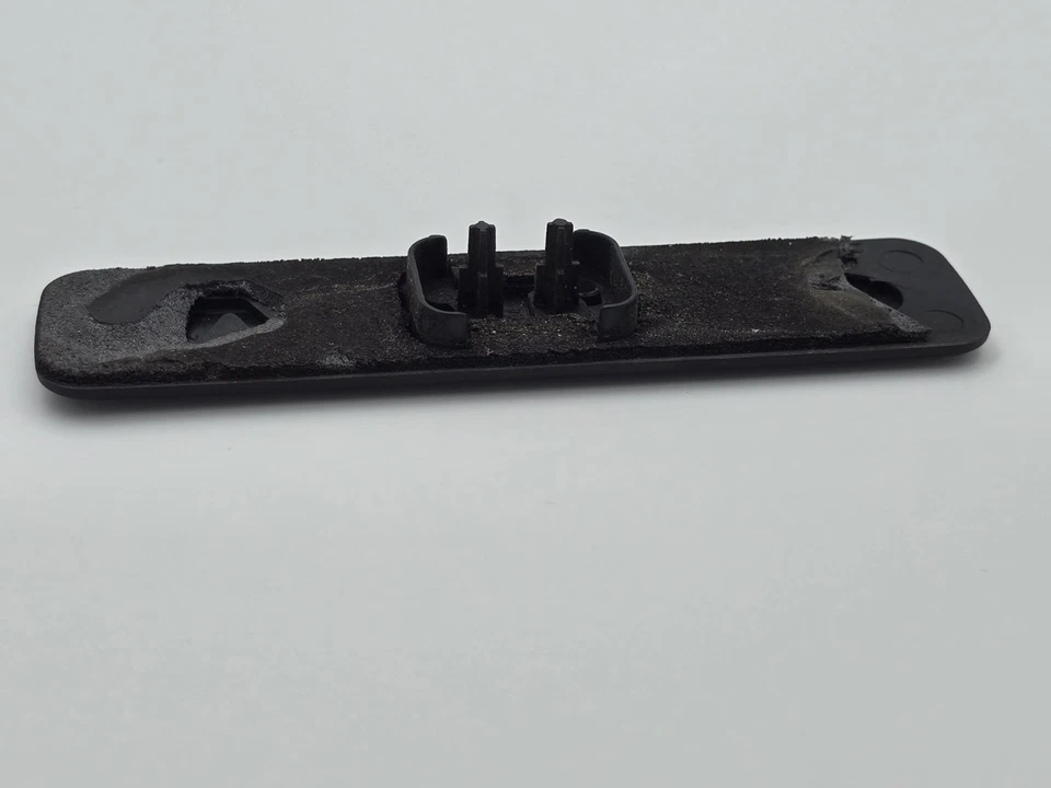 Volvo 850 1993-1997 guardabarros lateral izquierdo derecho emblema logotipo insignia signo OEM Foto 3 de 4