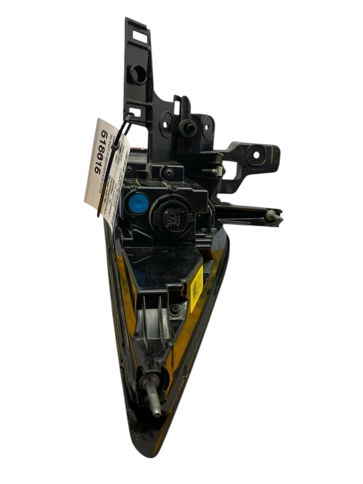 2024-2025 LUZ TRASERA LED MONTADA EN CUARTO EXTERIOR LADO PASO DERECHO ACURA ZDX Foto 2 de 4