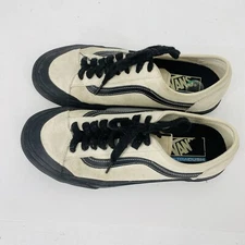 Vans Old Skool Shoes Off White With Black Soles Men's 7.5 Women's 9