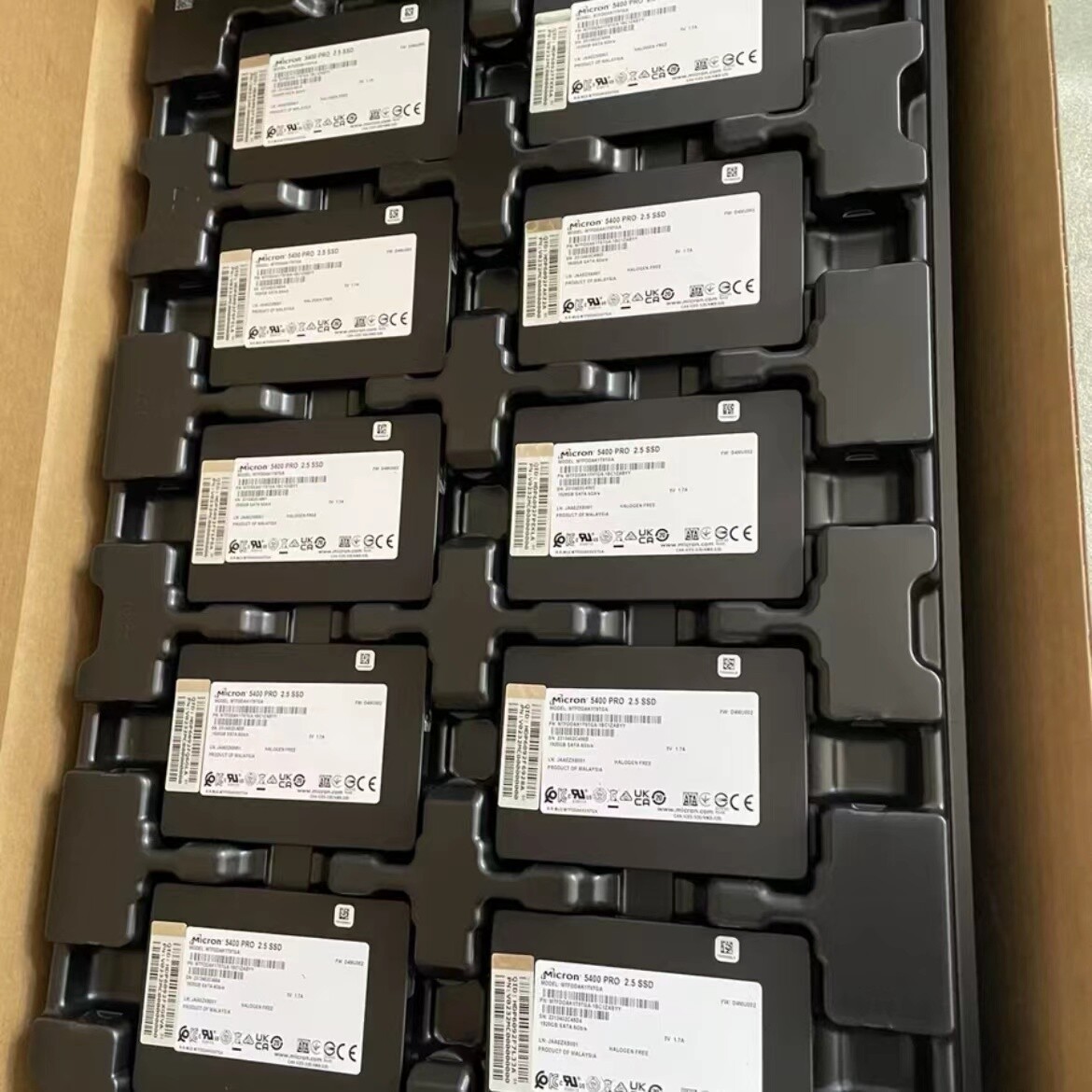 その他 SSD 1TB Micron 5300 PRO MTFDDAK1T9TDS-1AW1ZABYY 1.92TB 2.5