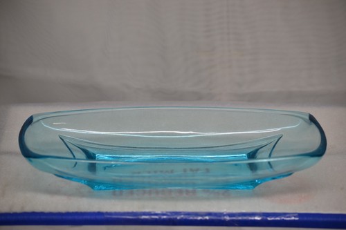 MID CENTURY MODERN TURQUOISE GLASS RELISH TRAY HAZEL ATLAS 9x4" MCM USA - Picture 2 of 2