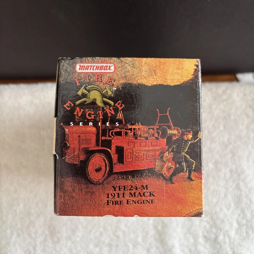 Matchbox 11 1911 Mack Bomberos Colección Internacional YFE24-M 1:43 Rojo Foto 3 de 4