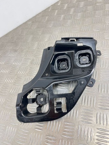 BMW 1 F40 2021 Stoßstange hinten rechts Halterung 7461398 GGR7943