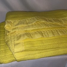 Vintage Waffle Weave Yellow Acrylic Blanket Silky Edge 96X76"