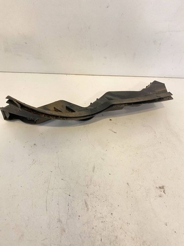 Volkswagen PASSAT B6 2009 Vorne rechts Halterung Stoßstange Stoßfänger vorne