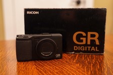 Ricoh GR Digital IV Compact Camera - 10mp - Boxed with Extras, Tested, READ 