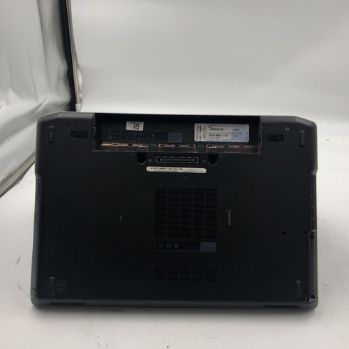 Dell Latitude E6430 Laptop i7-3220M 2.9GHZ 8GB NO HDD/OS/Battery Bad Display - Picture 9 of 17
