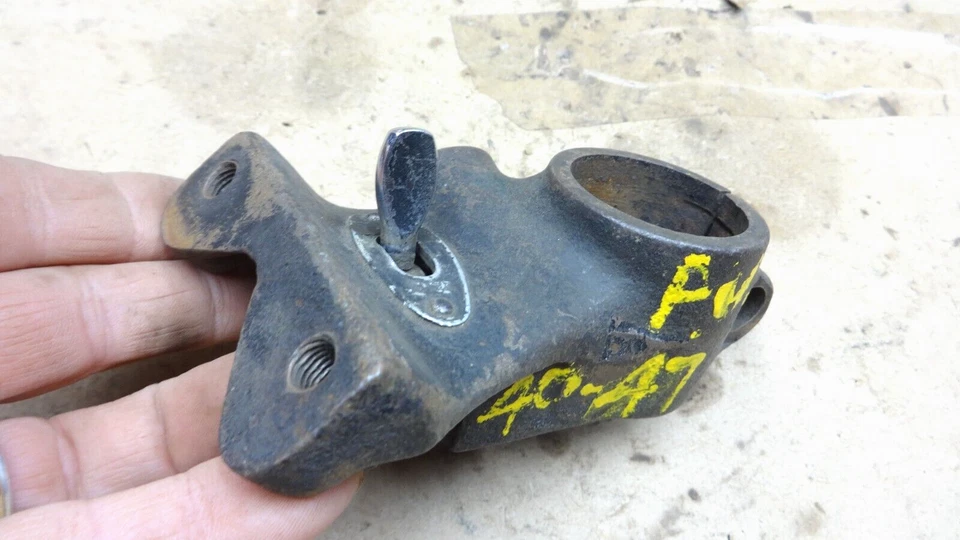 Ford Truck 1940 1947 bloqueo de columna de dirección/soporte de caída camioneta original de 1/2 tonelada Foto 3 de 4