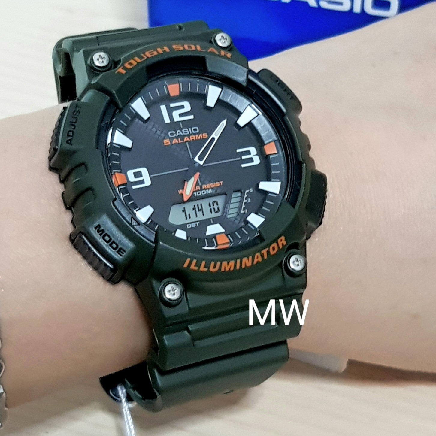 casio tough solar 810
