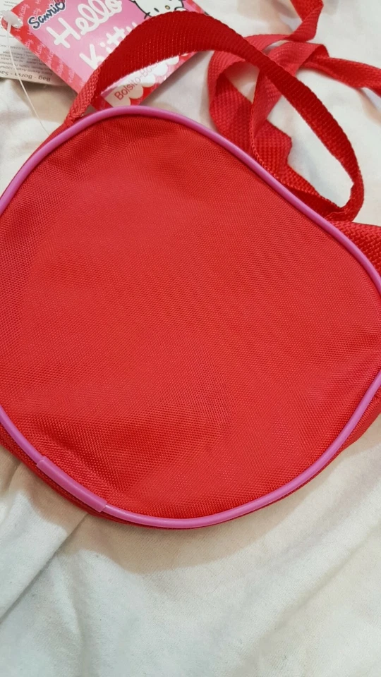 Hello Kitty - Sanrio - Tracollina in PVC Rossa 12x15- Sanrio - Nuovo - Immagine 3 di 4