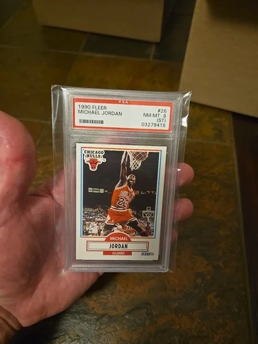 1990 Fleer - #26 MICHAEL JORDAN - PSA 8