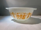 #441 PYREX CINDERELLA MIXING BOWL - ORANGE PUMPKIN/ AMISH BUTTERPRINT - 1.5 PT